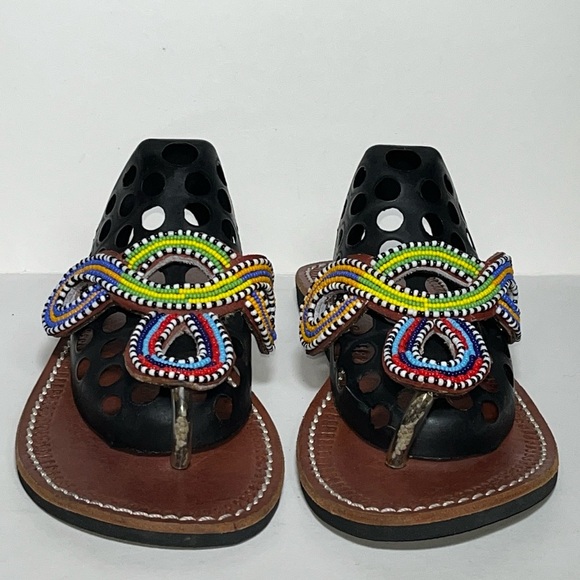 Vera Pella beaded thong sandals Size 40/US 8.5 leather Multi Colored Beads - Picture 1 of 7